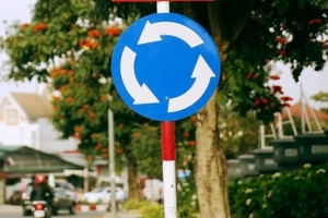 Biển báo hiệu lệnh số 1